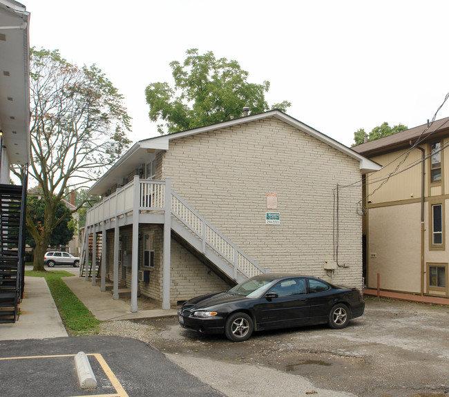 100 E Norwich Ave in Columbus, OH - Building Photo - Building Photo