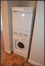 7680 Monterey Rd in Gilroy, CA - Building Photo - Building Photo