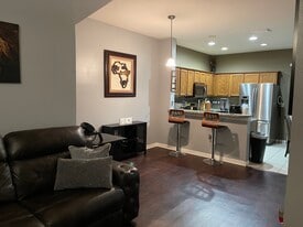 12718 Country Brook Ln in Tampa, FL - Building Photo