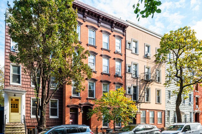 105 N 8th St in Brooklyn, NY - Building Photo - Building Photo
