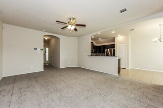 409 Roundrock Ln in Fort Worth, TX - Building Photo - Building Photo