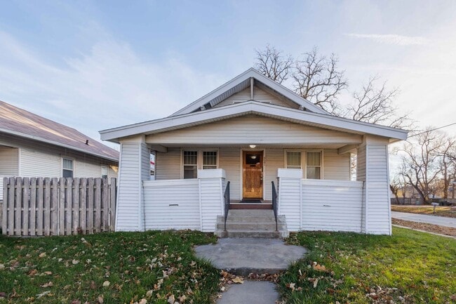 property at 6601 Havelock Ave
