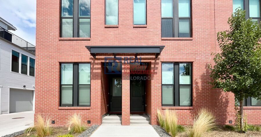 961 33rd St in Denver, CO - Building Photo
