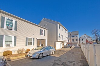 26 Orchard St in Stamford, CT - Building Photo - Building Photo