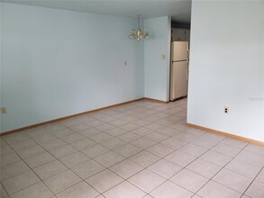 2021 Pennsylvania Ave, Unit 5 in Englewood, FL - Building Photo - Building Photo