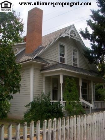 property at 716 S Black Ave
