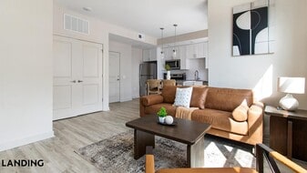 1216 N Atlantic Ave, Unit 347 in Daytona Beach, FL - Building Photo