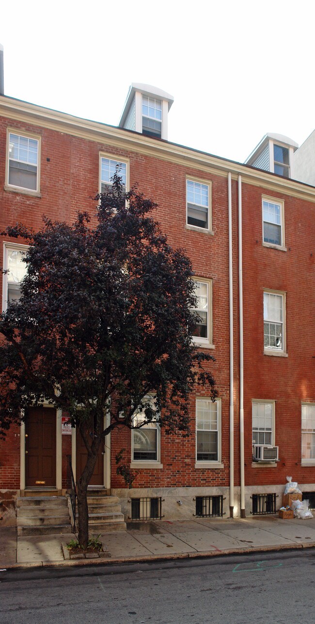 241 S 13th St in Philadelphia, PA - Building Photo - Building Photo