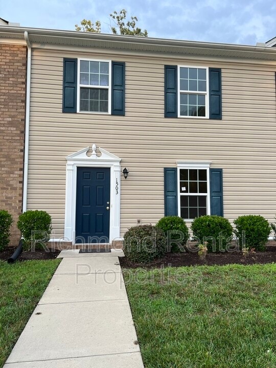 1503 Stonewall Manor Dr in Henrico, VA - Building Photo