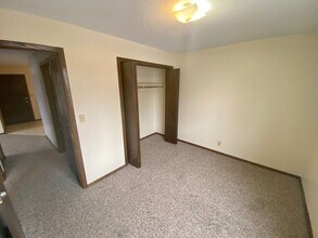 2825 31st St S, Unit 1 in La crosse, WI - Building Photo - Building Photo