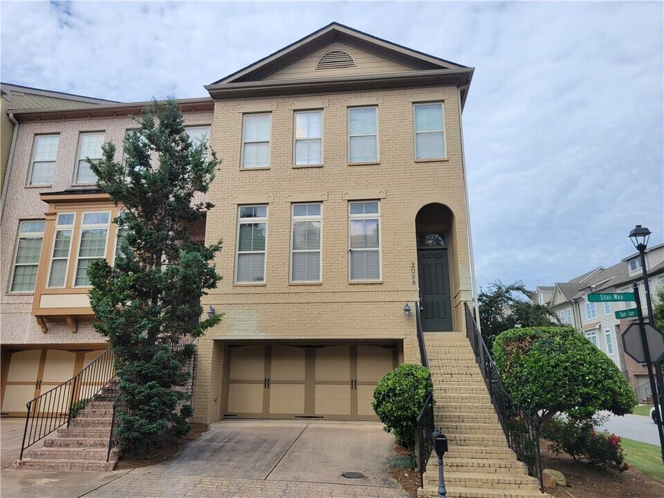 2098 Silas Way NW in Atlanta, GA - Building Photo