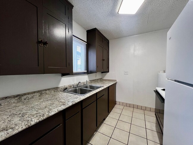 property at 1011 S 8th St