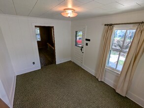 413 E Oak St in Crowley, LA - Building Photo - Building Photo