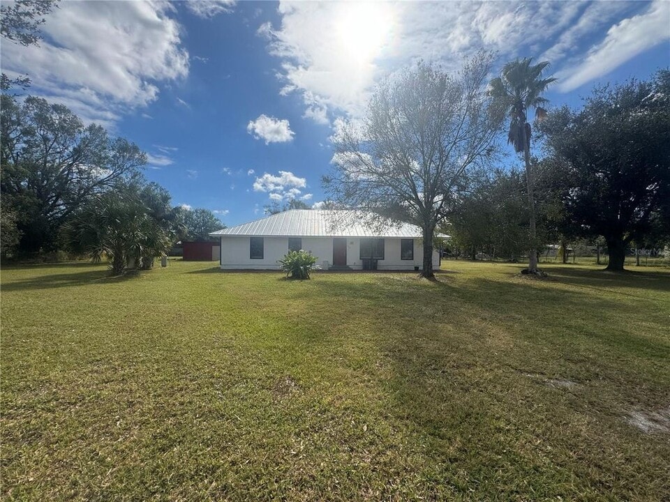 1446 NW Magnolia Terrace in Arcadia, FL - Building Photo