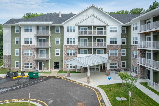 Eagle Park Villages in Hanover, MD - Building Photo - Building Photo