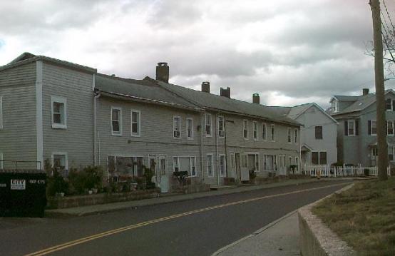 127 Harbor Ave in Norwalk, CT - Building Photo