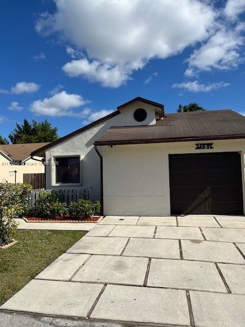 1151 SW 112th Ave in Pembroke Pines, FL - Building Photo