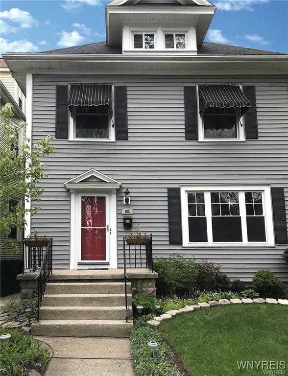 property at 165 St James Pl