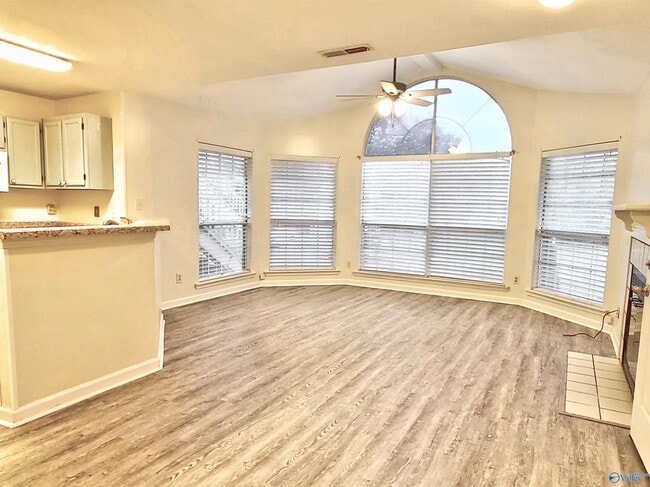 219 Waters Edge Ln in Madison, AL - Building Photo - Building Photo