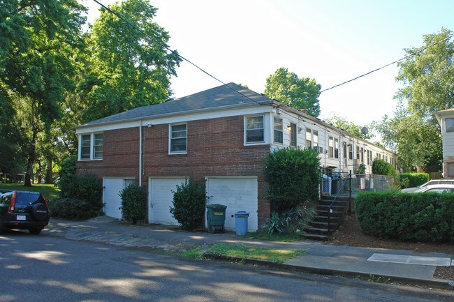 623-635 NE 29th Ave in Portland, OR - Building Photo - Building Photo