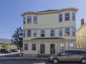 14-28 Dublin St in Lowell, MA - Foto de edificio - Building Photo