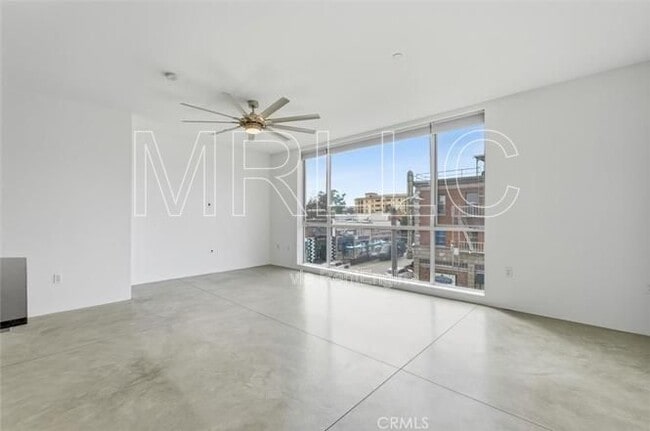 285 W 6th St in Los Angeles, CA - Building Photo - Building Photo