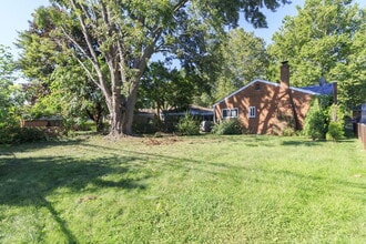 28622 Milton Ave in Warren, MI - Building Photo - Building Photo