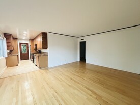3645 Kelton Ave, Unit 2 in Los Angeles, CA - Building Photo
