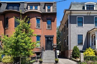 754 E 4th St in Boston, MA - Building Photo - Building Photo