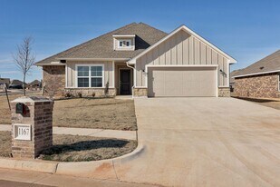 1167 Atlantic Ave in Newcastle, OK - Building Photo