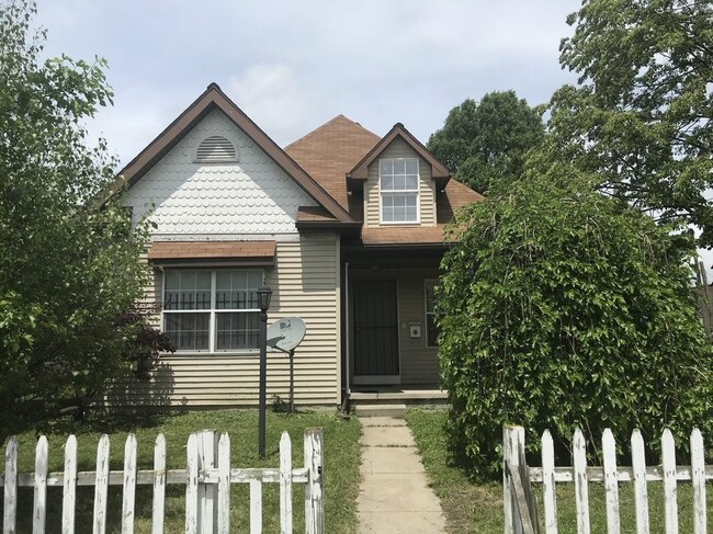 property at 1302 Elmwood Ave