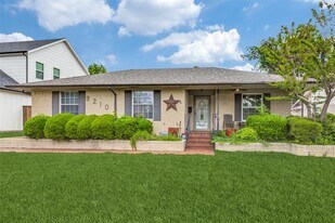 9210 Larchwood Dr in Dallas, TX - Building Photo