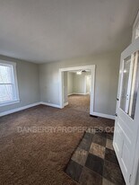 413 Washington St in Findlay, OH - Building Photo