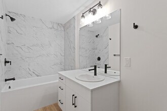 11510-11587 87 St NW in Edmonton, AB - Building Photo - Building Photo