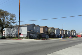 9001-9019 Avalon Blvd in Los Angeles, CA - Building Photo - Building Photo