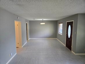 410 E Main St in Llano, TX - Building Photo - Building Photo