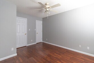 913 Hazelbrook Way in Knoxville, TN - Building Photo - Building Photo