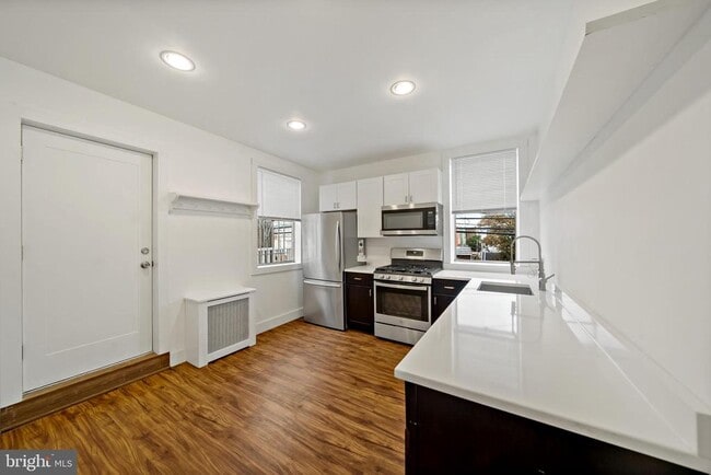 property at 2400 S Hutchinson St