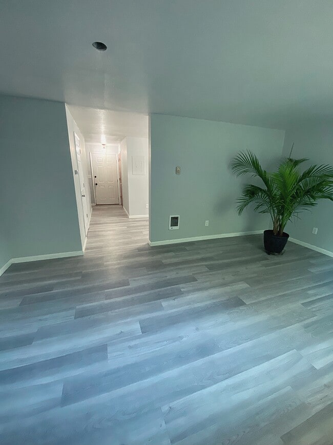 10318 15th Ave Ct E in Tacoma, WA - Building Photo - Building Photo