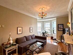 181 Beacon St, Unit 2R in Boston, MA - Foto de edificio - Building Photo