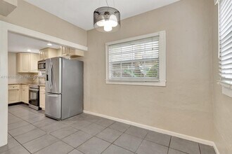 630 33rd St in West Palm Beach, FL - Building Photo - Building Photo