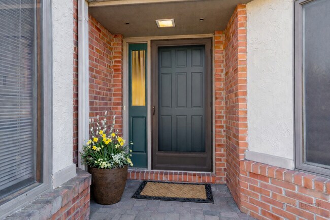 107 E Winchester Rd in Libertyville, IL - Building Photo - Building Photo