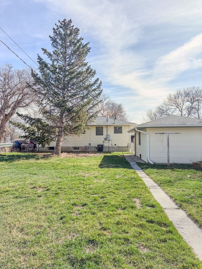 612 2nd Ave in Laurel, MT - Building Photo - Building Photo