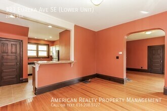 333 Eureka Ave SE in Grand Rapids, MI - Building Photo - Building Photo