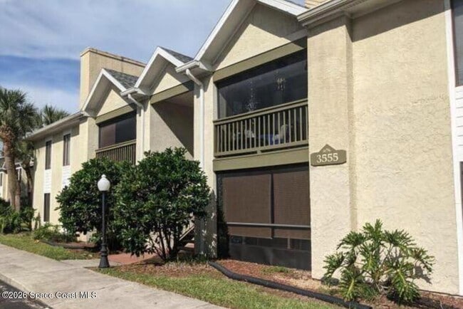 3555 Sable Palm Ln