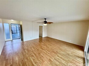 369 Opihikao Pl in Honolulu, HI - Foto de edificio - Building Photo