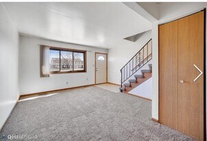 3784 W 73rd Pl in Merrillville, IN - Building Photo