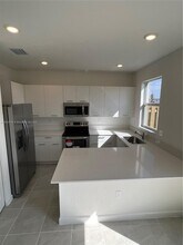 2357 NW 122nd Ter in Miami Shores, FL - Building Photo - Building Photo