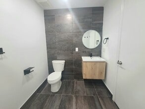 556 Market St, Unit 2B in Newark, NJ - Building Photo - Building Photo