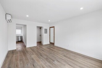 Pacific Apartment Homes at Ermanita in Torrance, CA - Foto de edificio - Building Photo